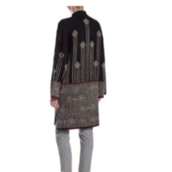NWT Vertigo Black & Red Geo Printed Long Sweater Large - Picture 2 of 6